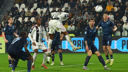 Kalulu scoring the goal (©Gallo Images)