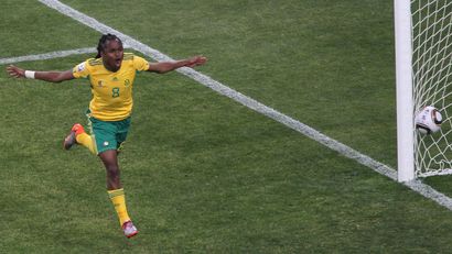 A moment for the ages (©Christof Koepsel/Getty Images)