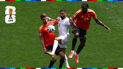 Salah of Egypt fights for the ball with Mechele and Onana of Belgium (©Reuters/Lee Smith/Gallo Images)
