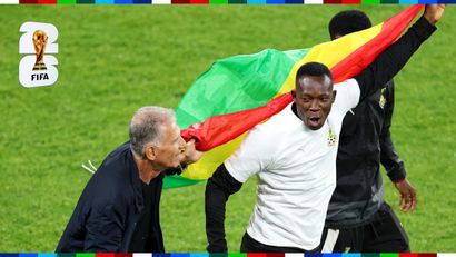 Carlos Queiroz celebrates with his staff (©Dan Mullan/Getty Images)