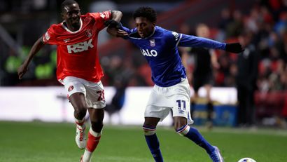 Sichenje (left) in action for Charlton Athletic (©Justin Setterfield/Getty Images)