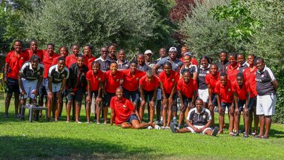 © Harambee Starlets