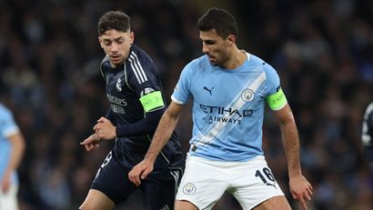 Manchester City's Rodri in action against Fede Valverde of Real Madrid in the Champions League last March (©Reuters/Scott Heppell/Gallo Images)