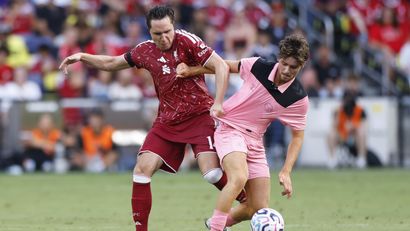 Chiesa and Whitaker in action (©Getty Images)