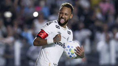 Neymar celebrating the goal (©Getty Images)
