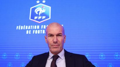 Zinedine Zidane (©Reuters/Abdul Saboor)