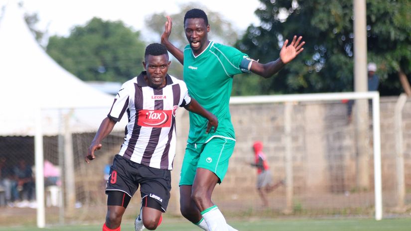 Joseph Shikokoti challenges Brian Yakhama©mozzartsport 