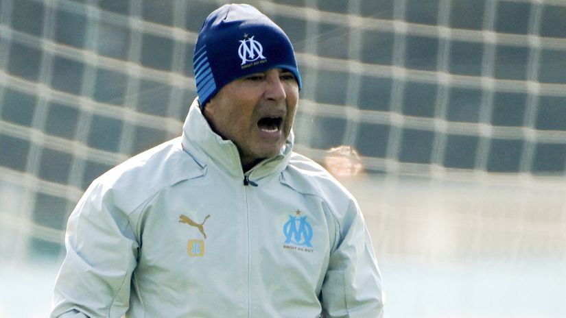 In charge: Jorge Sampaoli (©AFP)