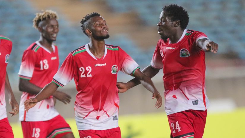 Abdallah Hassan (C) celebrates with Lawrence Juma and Kenneth Muguna©mozzartsport
