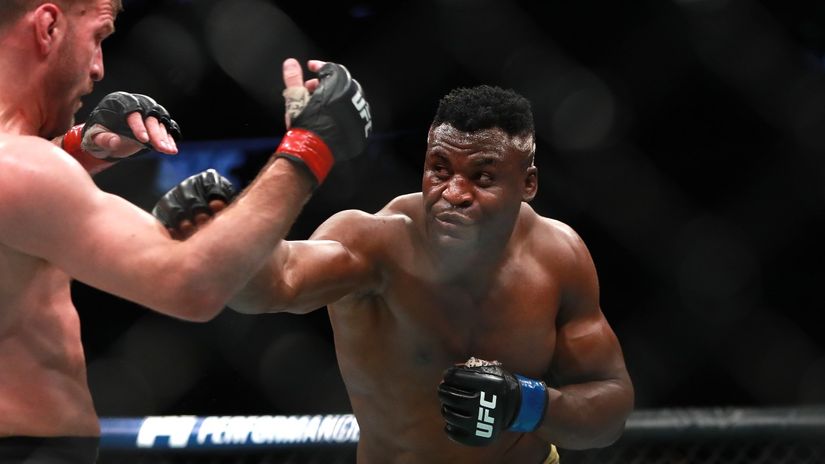 Miocic vs Ngannou (©Mike Lawrie/Gallo Images)