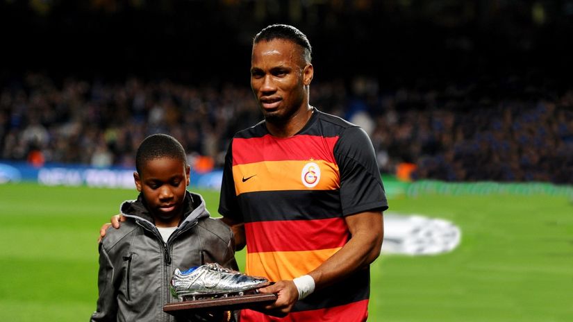 Isaac & Didier Drogba (©Mike Hewitt/Gallo Images)