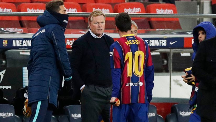 Koeman and Messi (©REUTERS/Albert Gea)