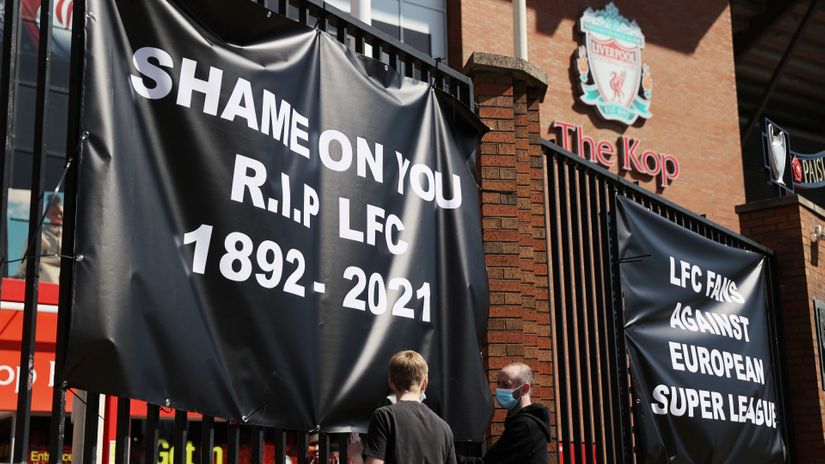 Outside Anfield today (©REUTERS/Carl Recine)