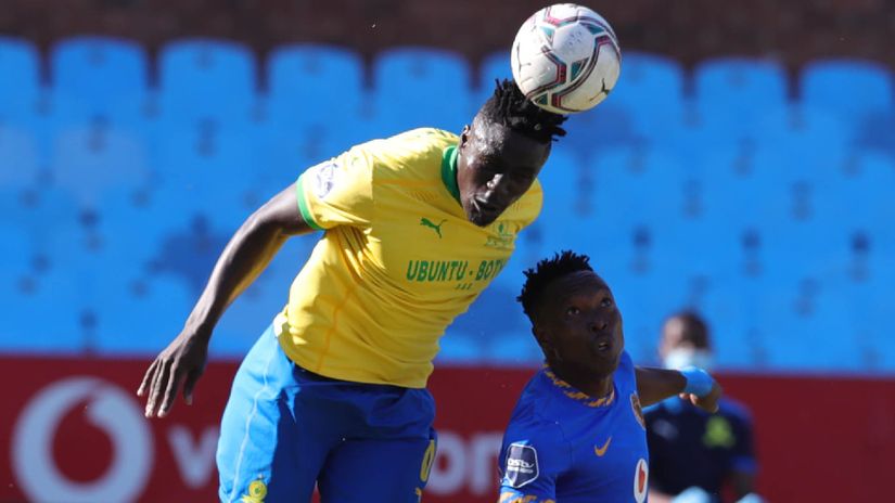 Brian Mandela © Mamelodi Sundowns 