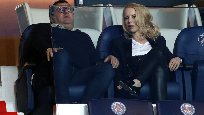 Raiola with Zlatan Ibrahimovic's wife (©Jean Catuffe/Getty Images)