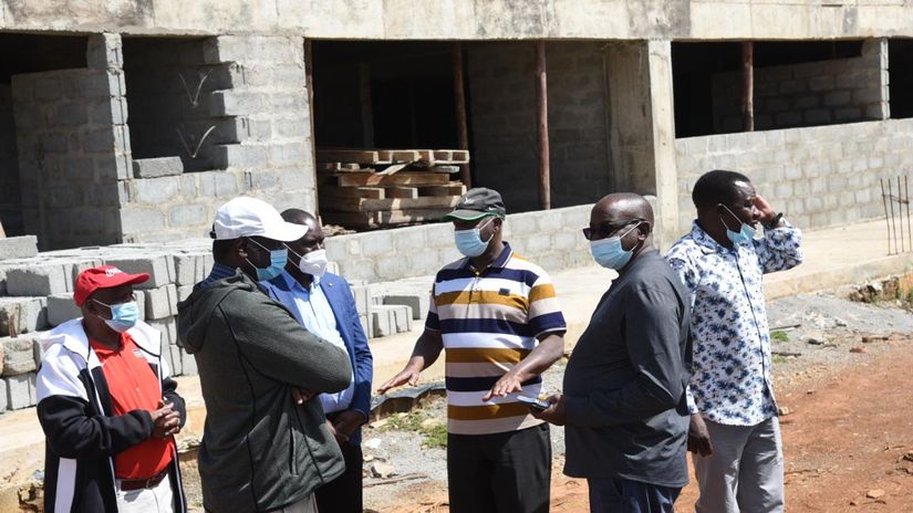 Athletics Kenya officials inspecting Kipchoge Keino Stadium (© Barnabas Korir) 