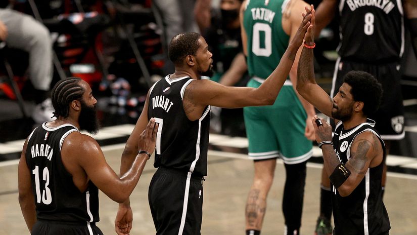 Middleton winner lifts Bucks over Heat, Nets rally to beat Celtics