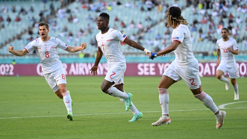 Embolo celebrates his goal (©Dan Mullan/Getty Images)