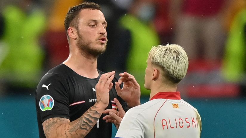 Marko Arnautovic and Ezgjan Alioski (©AFP)