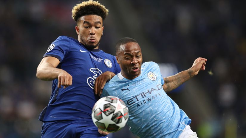 James tackleSterling (©Jose Coelho - Pool/Getty Images)