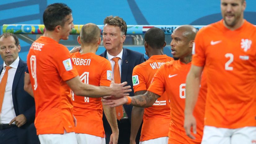 Van Gaal during the 2014 FIFA World Cup (© Jean Catuffe/Getty Images)