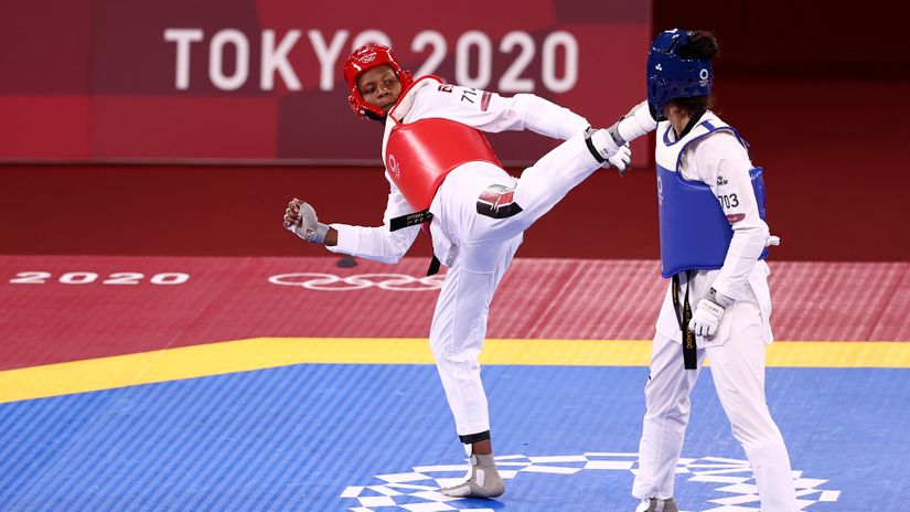 Ogallo vs Mandic (©Gallo Images)