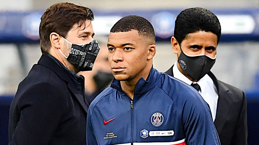 Decision time: coach Mauricio Pochettino, Kylian Mbappe and president Nasser al-Khelaifi (©AFP)