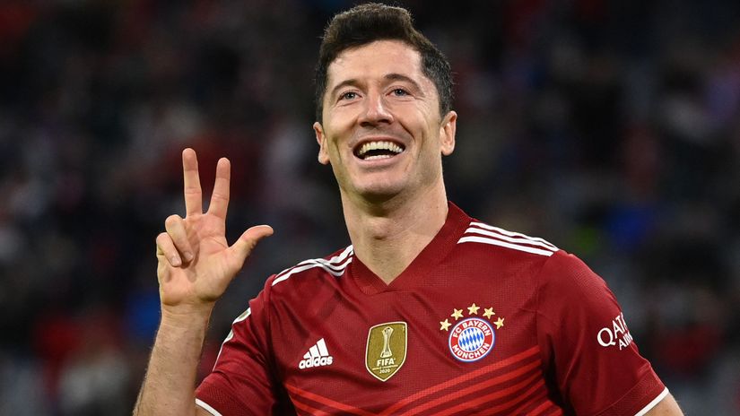 Lewandowski passes the 300 goals mark for Bayern (©AFP)