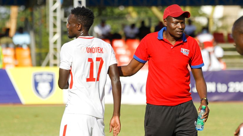 Bernard Ondiek, Stanley Okumbi © Mozzart Sport