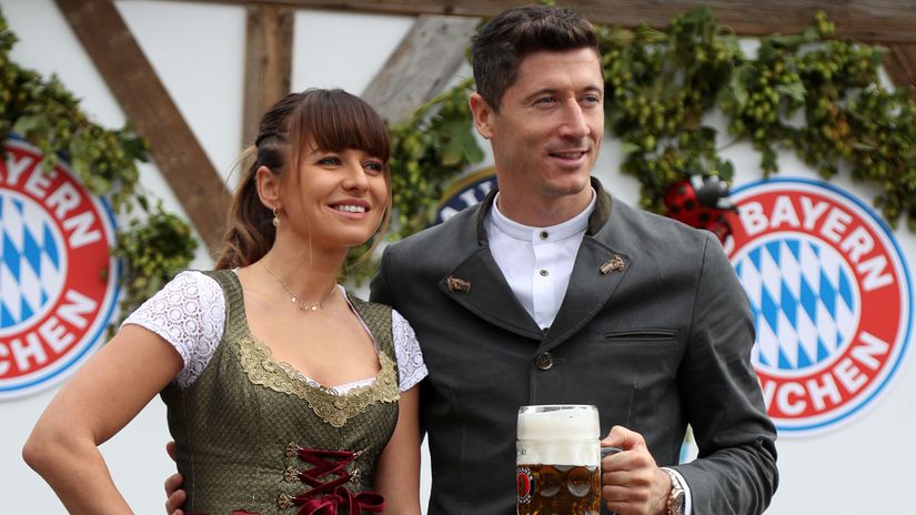 Anna & Robert Lewandowski (©Gallo Images)