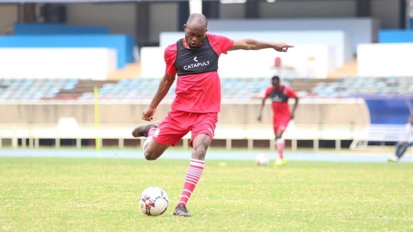 Whyvonne Isuza in national team colours © Leopards