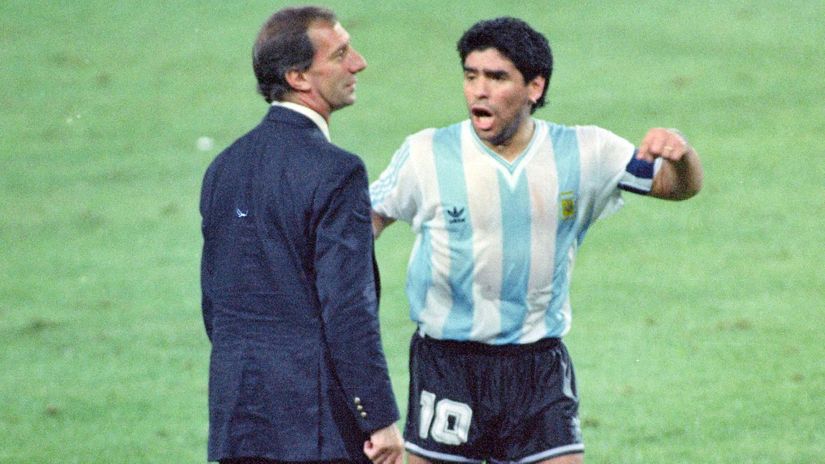 Bilardo and Maradona during the 1990 World Cup (© Etsuo Hara/Getty Images)