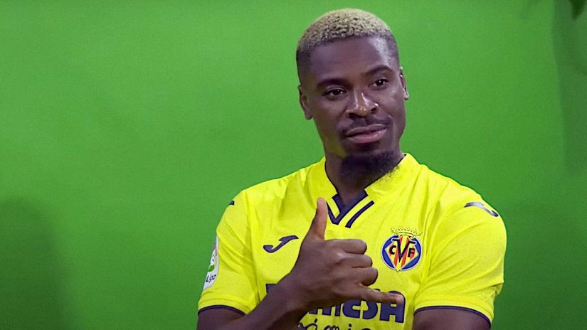 Welcome to Spain, Serge! (©Villareal CF)