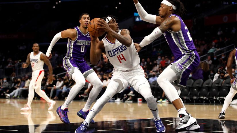 Clippers vs Kings preseason game (©Katelyn Mulcahy/Getty Images)
