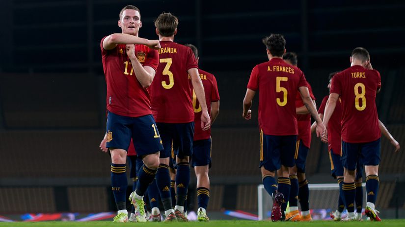 Skilled to perfection: Spanish Tiki-taka is such a sight for sore eyes (VIDEO)