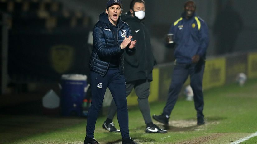 Barton during a game (© Naomi Baker/Getty Images)