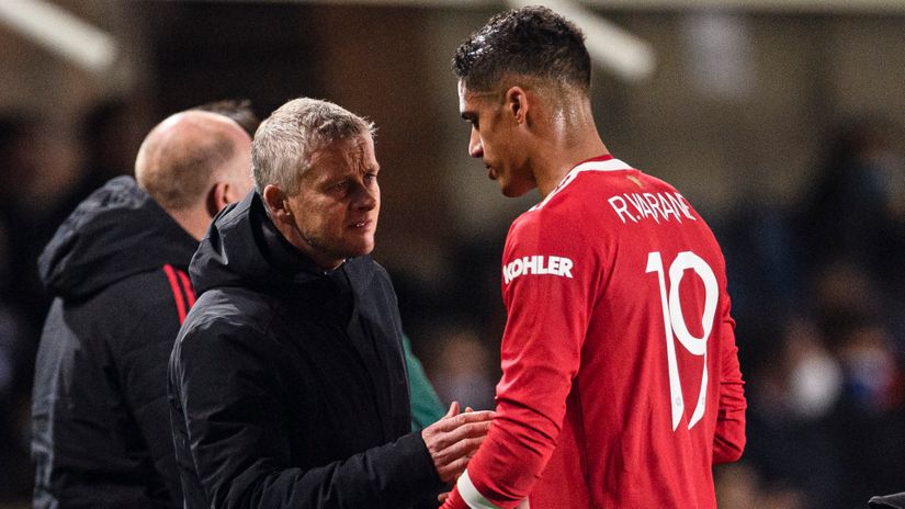 Bad news: Solskjaer and Varane (©Gallo Images)