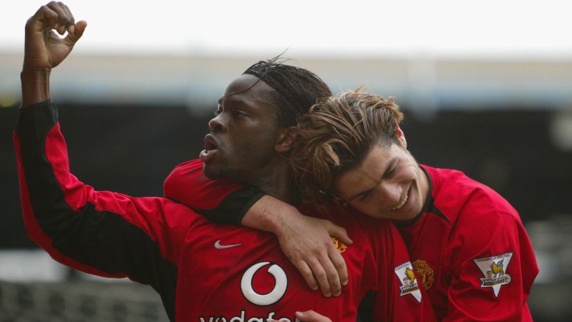 Long, long time ago... Saha and Ronaldo in 2004 (©Stu Forster/Getty Images)