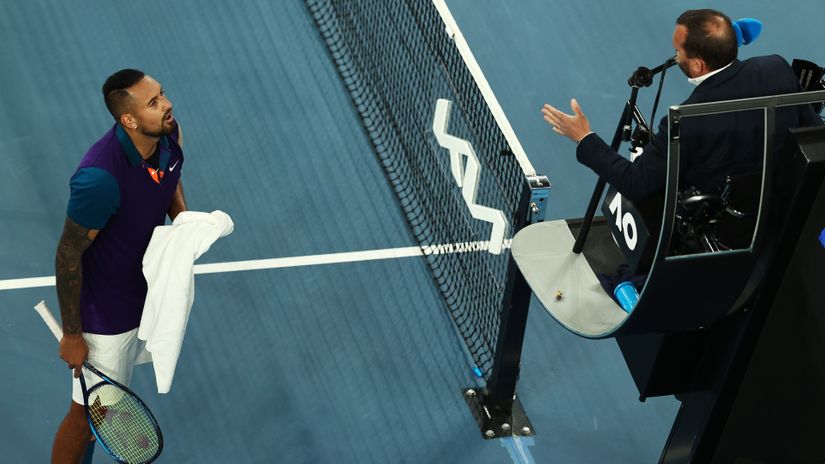 Kyrgios argues with the chair umpire at the Australian Open (©Matt King/Getty Images)
