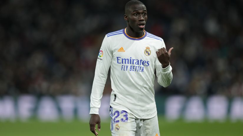 Ferland Mendy in action for Real Madrid (©Gonzalo Arroyo Moreno/Getty Images)