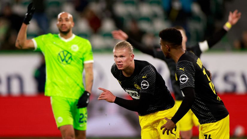 Haaland celebrates after scoring (©AFP)