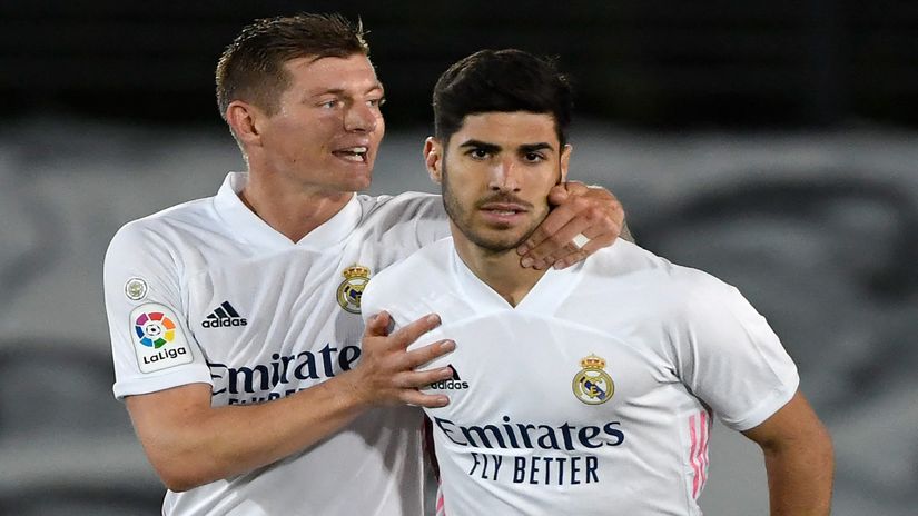 Kroos and Asensio (©AFP)