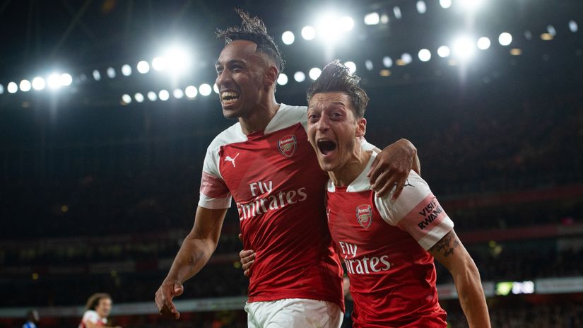 Aubameyang & Ozil (©Gallo Images)
