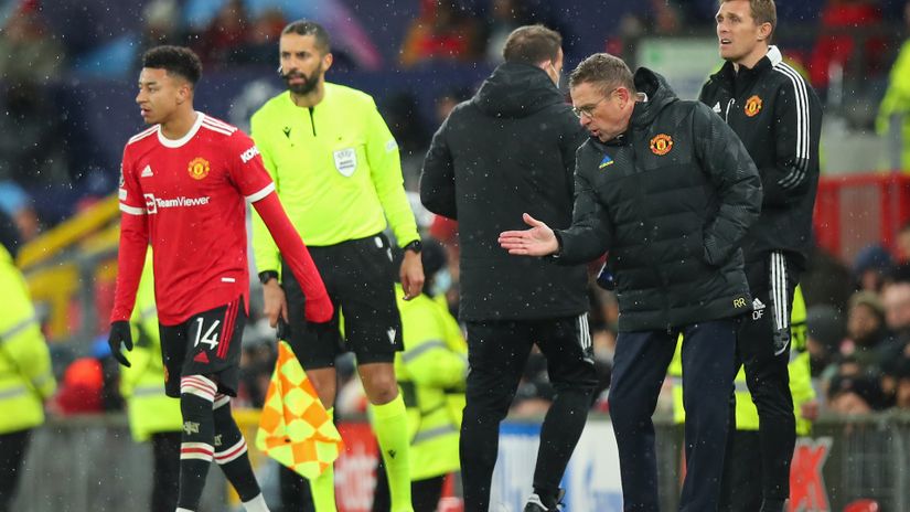 Ralf Rangnick is searching for new recruitments for the Red Devils (©Robbie Jay Barratt - AMA/Getty Images)