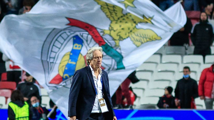 Gone: Jorge Jesus is no longer in charge of Benfica (©AFP)