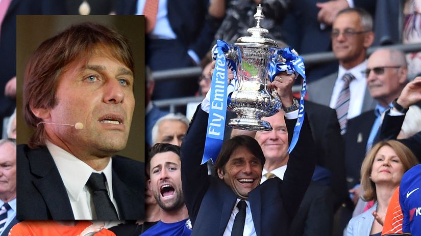 Antonio Conte won the FA Cup with the Blues (©AFP)