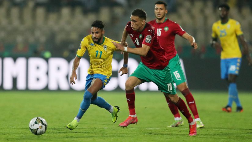 Gabon's Jim Allevinah & Morocco's Sofian Chakla (©Gallo Images)