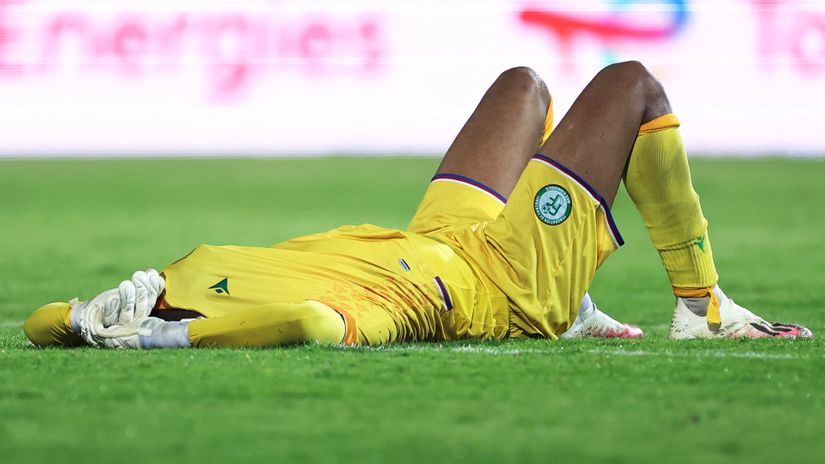 Comoros have no goalkeepers fit for the biggest game in their history (©AFP)