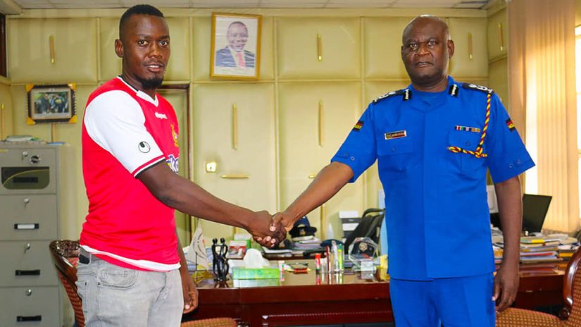 Harun Shakava during his unveiling © Kenya Police FC