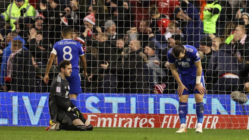 Youri Tielemans, Danny Ward and Caglar Soyuncu of Leicester City (©James Williamson - AMA/Getty Images)